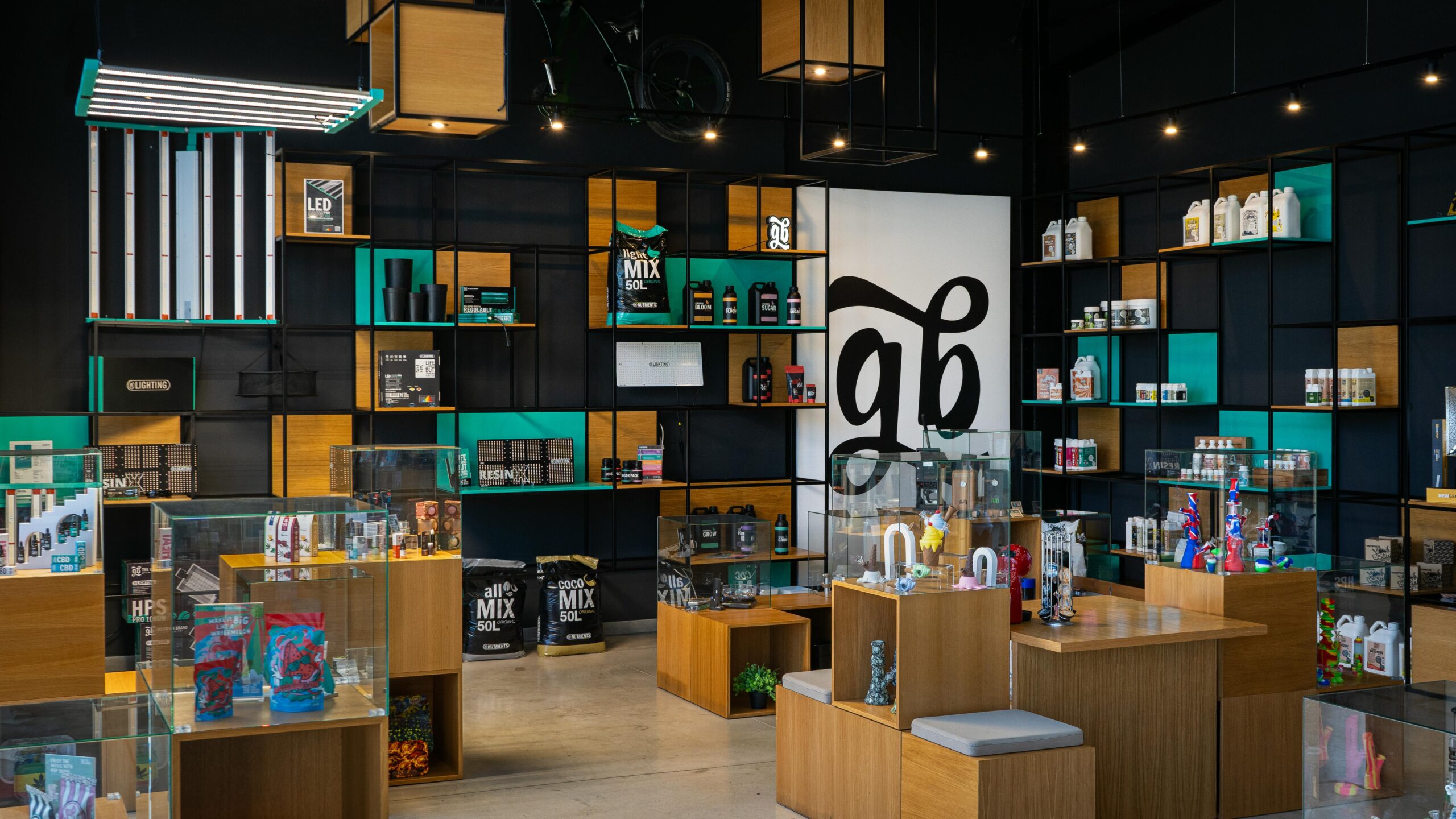 Integrating Wallpaper with High-End Millwork