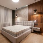 The Invisible Seam: Defining Luxury Wallcovering Mastery