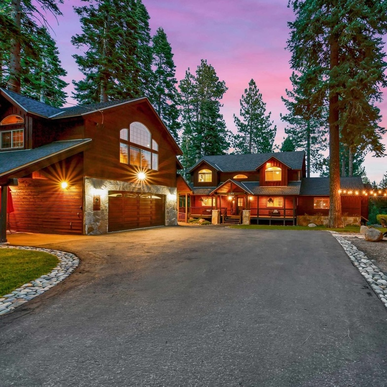 Mancini Wallpapers — wallpaper installation on the California shore of Lake Tahoe (Truckee)